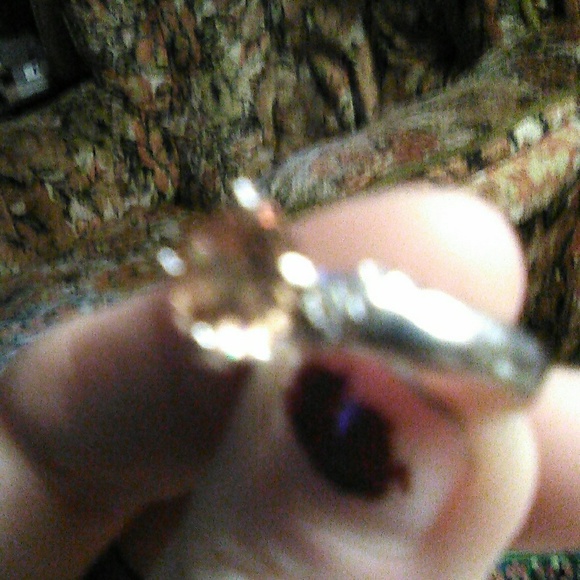 Ring - Picture 2 of 3